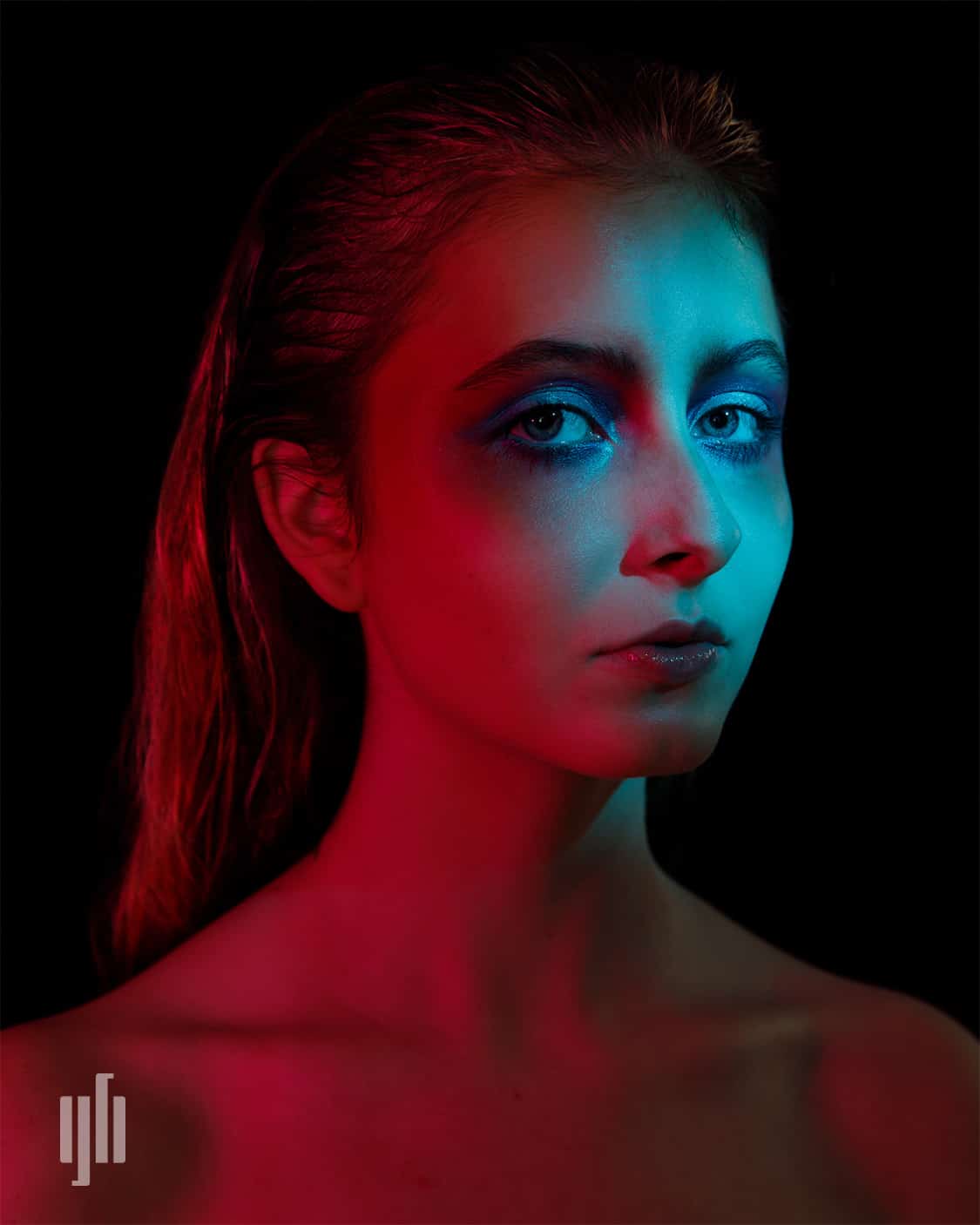 lightbox-grant-beachy-photo-gallery-rb_portrait Grant Beachy Photo: Gallery Image